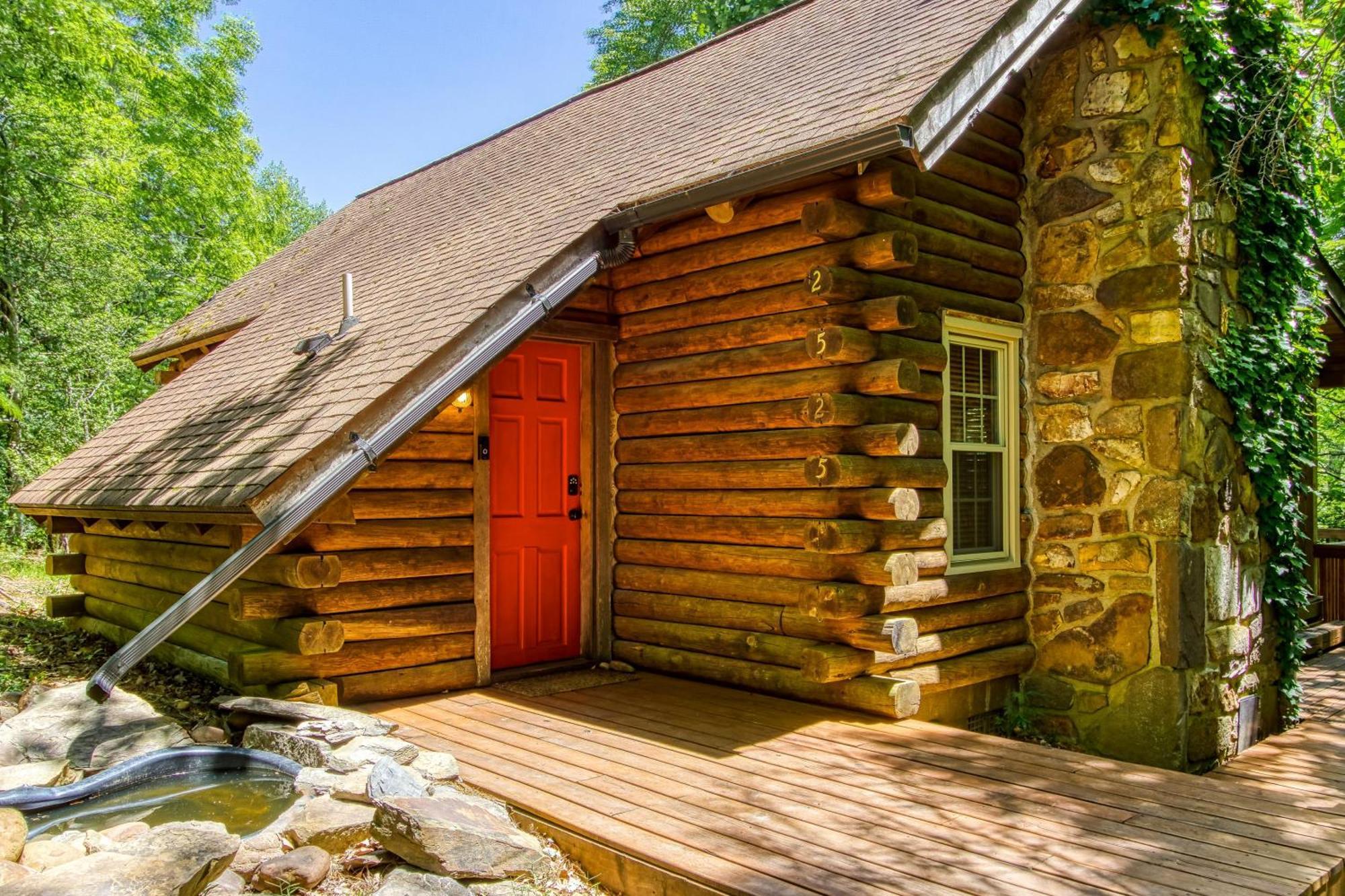 Very Private, Real Log Cabin With Hot Tub! Sevierville Bagian luar foto