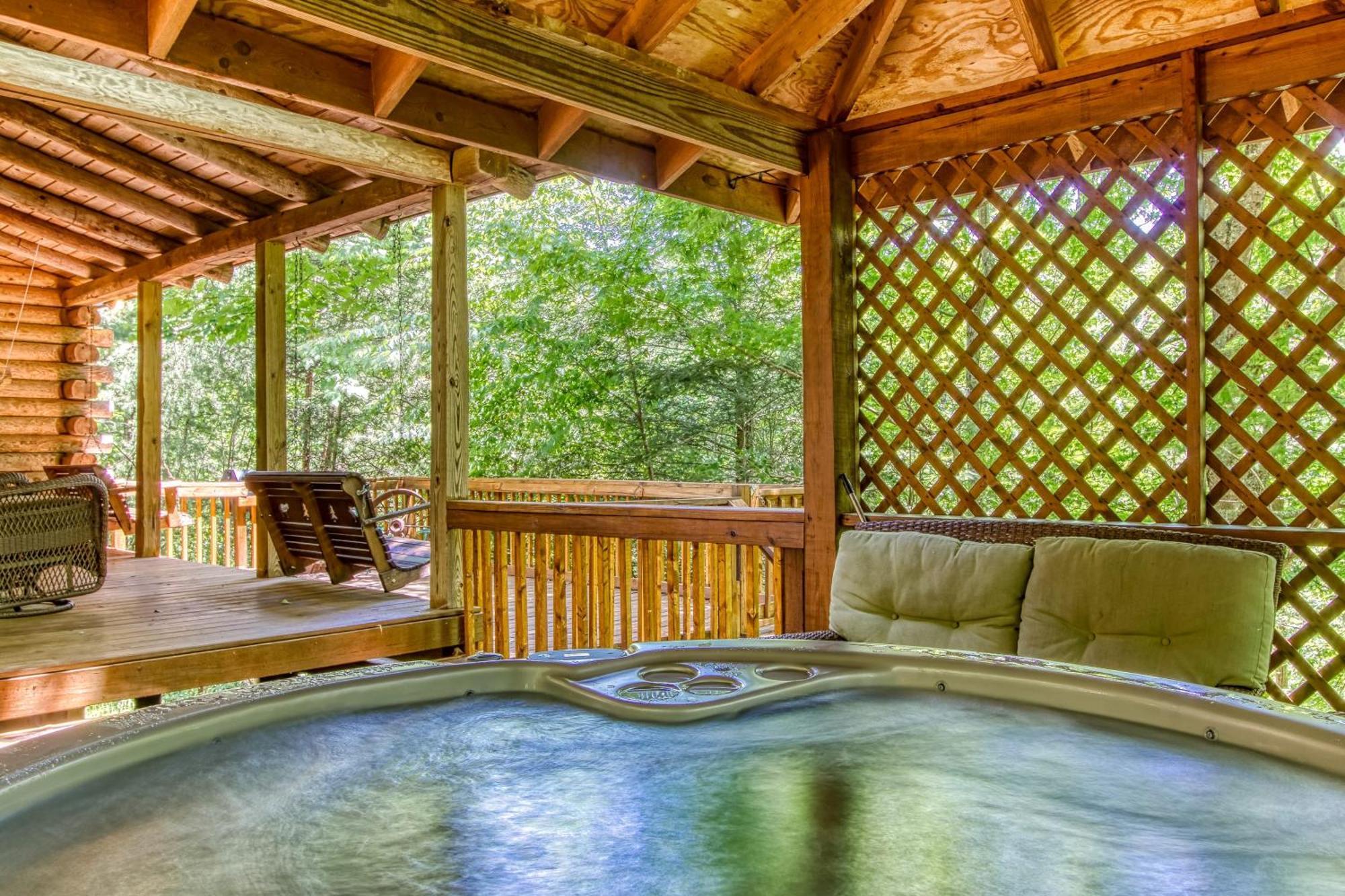 Very Private, Real Log Cabin With Hot Tub! Sevierville Bagian luar foto